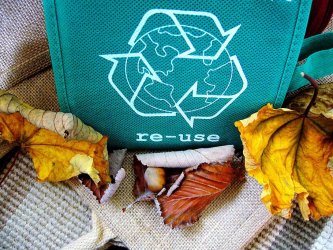 Dotace - třídění, recyklace a jiné využití odpadů.