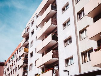 Dotace pro bytové domy: Výtahy a bezbariérové vstupy